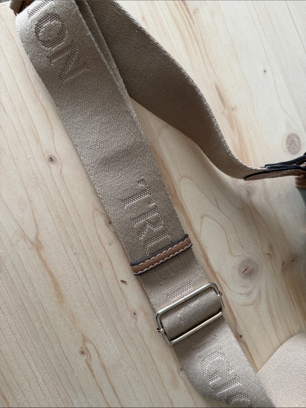 True Religion Denim Blue and Tan Crossbody NWOT - Picture 7 of 7